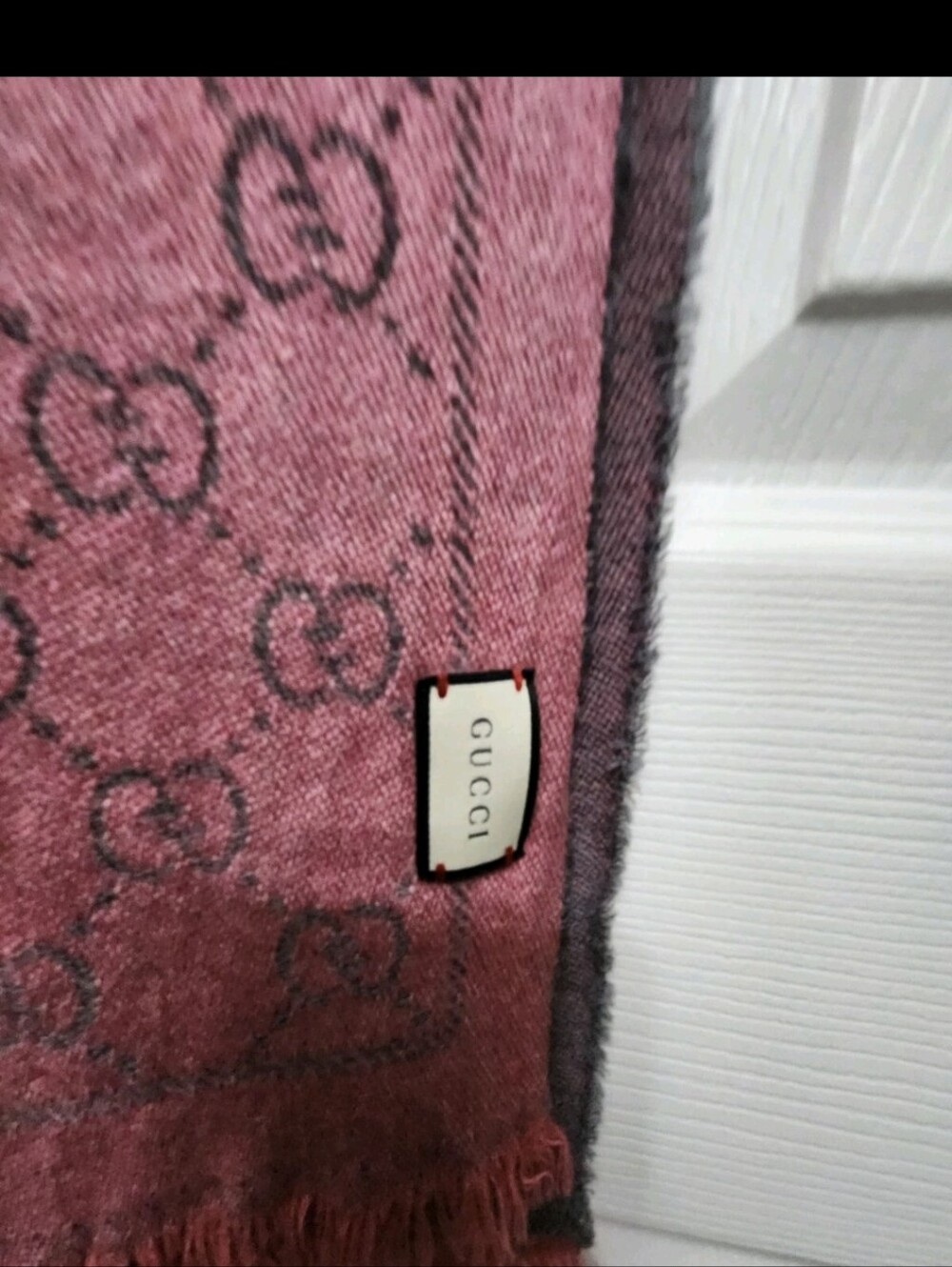 Gucci Pink & Gray Reversible GG Wool Scarf - Picture 5 of 7